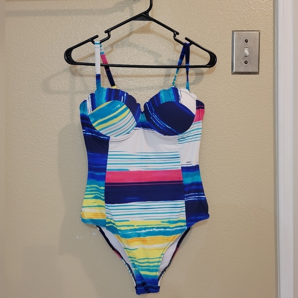 Cupshe Women's Sea Sunset Stripes Padded Underwire Bra One-Piece Swimsuit size M